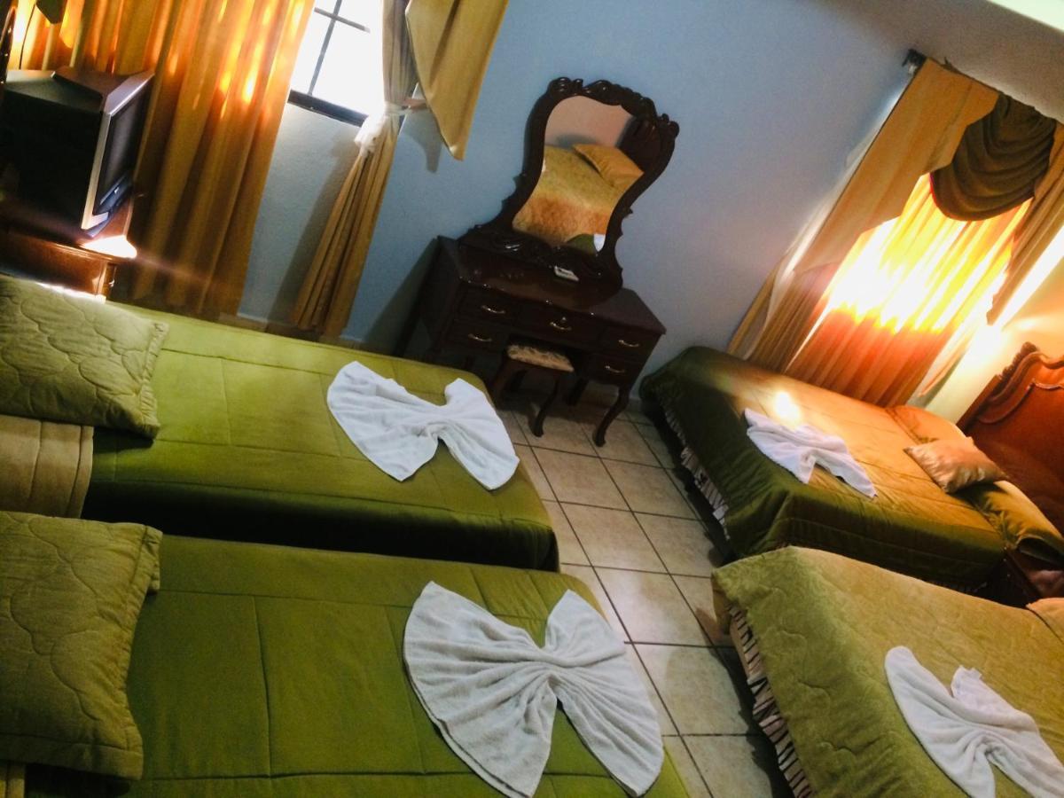 Hotel Cuna Maya B Y B Copan Exterior photo